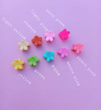 Load image into Gallery viewer, Flower Hair Claw Minis, Matte Floral Hair Clips, Pastel & Brights Y2K Look 90s Style