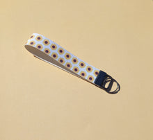 Load image into Gallery viewer, Bright Happy Sunflower Keychain Wristlet, Floral Key Chain, Vegan Leather Key Fob, 90s Style