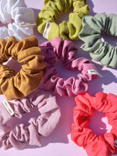 Load image into Gallery viewer, Linen Scrunchie, Brights & Neutrals, Chic Size Regular, Australian Scrunchies