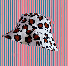 Load image into Gallery viewer, Leopard Print Bucket Hat White Canvas