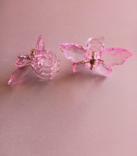 Load image into Gallery viewer, Sopo and Tahti Crystal Look Butterfly Clips
