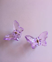 Load image into Gallery viewer, Sopo and Tahti Crystal Look Butterfly Clips