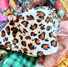 Load image into Gallery viewer, Leopard Print Bucket Hat White Canvas