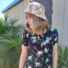 Load image into Gallery viewer, Checkered Bucket Hat, Unisex Sun Hat, Beach Surf Wear
