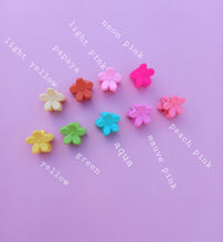 Load image into Gallery viewer, Flower Hair Claw Minis, Matte Floral Hair Clips, Pastel &amp; Brights Y2K Look 90s Style
