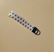 Load image into Gallery viewer, Bright Happy Sunflower Keychain Wristlet, Floral Key Chain, Vegan Leather Key Fob, 90s Style
