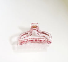 Load image into Gallery viewer, Pink Translucent Hair Claw
