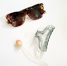 Load image into Gallery viewer, Sage Translucent Hair Claw
