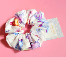 Load image into Gallery viewer, Sopo and Tahti - Multicolour Butterfly Dreams Scrunchie
