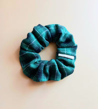 Load image into Gallery viewer, Green Plaid Scrunchie ♡
