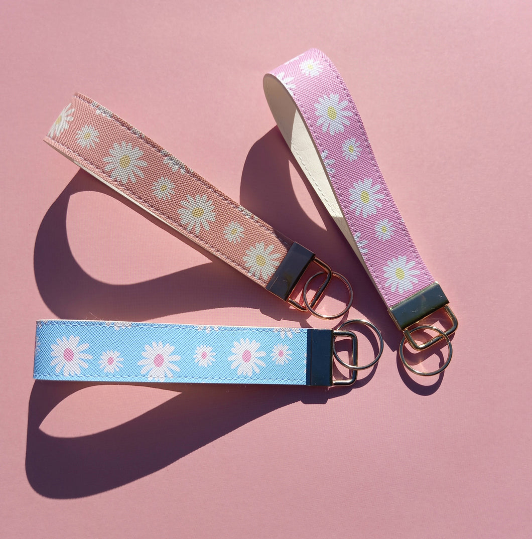 Daisy Print Keychain Wristlet, Vegan Leather Floral Key Fob / by Sopo + Tahti