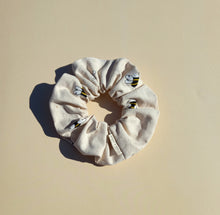 Load image into Gallery viewer, Bee Print Large Scrunchie, Cream Bumblebee

